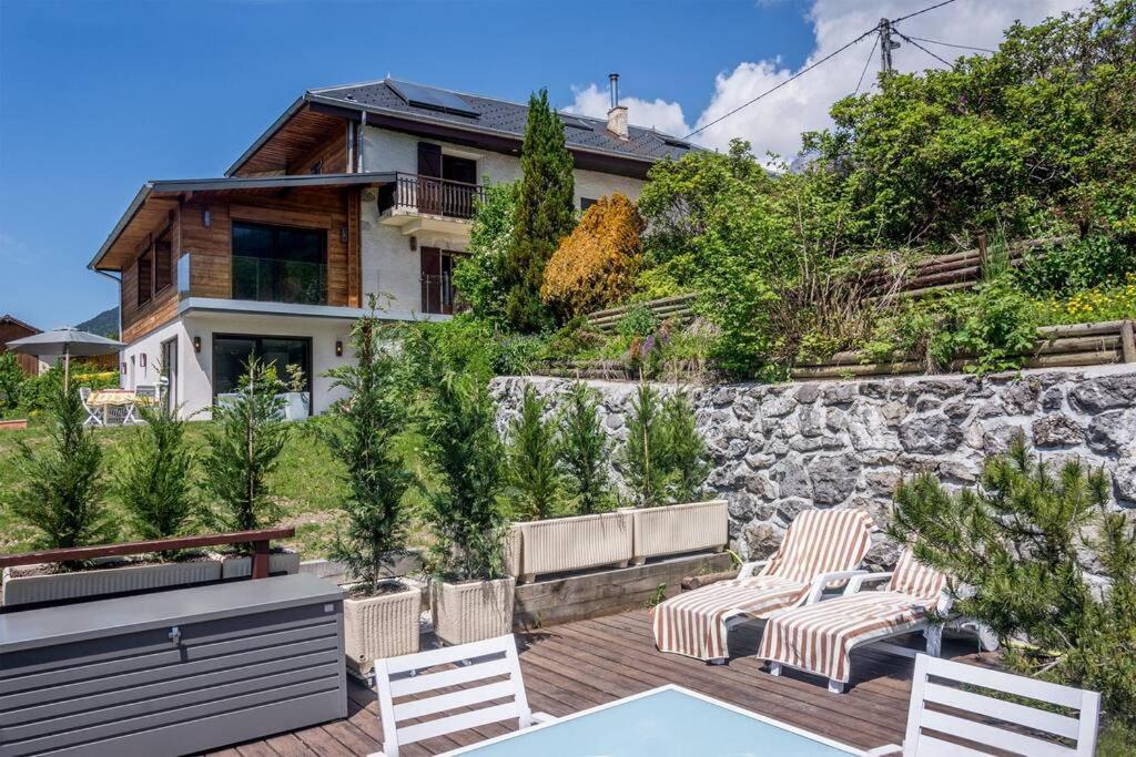 In The Heart Of Nature With An Unique View Plan Montmin Екстер'єр фото