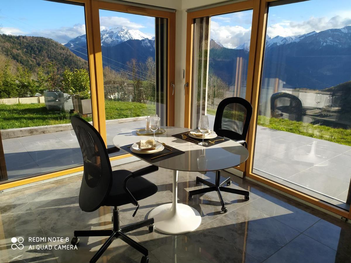 In The Heart Of Nature With An Unique View Plan Montmin Екстер'єр фото