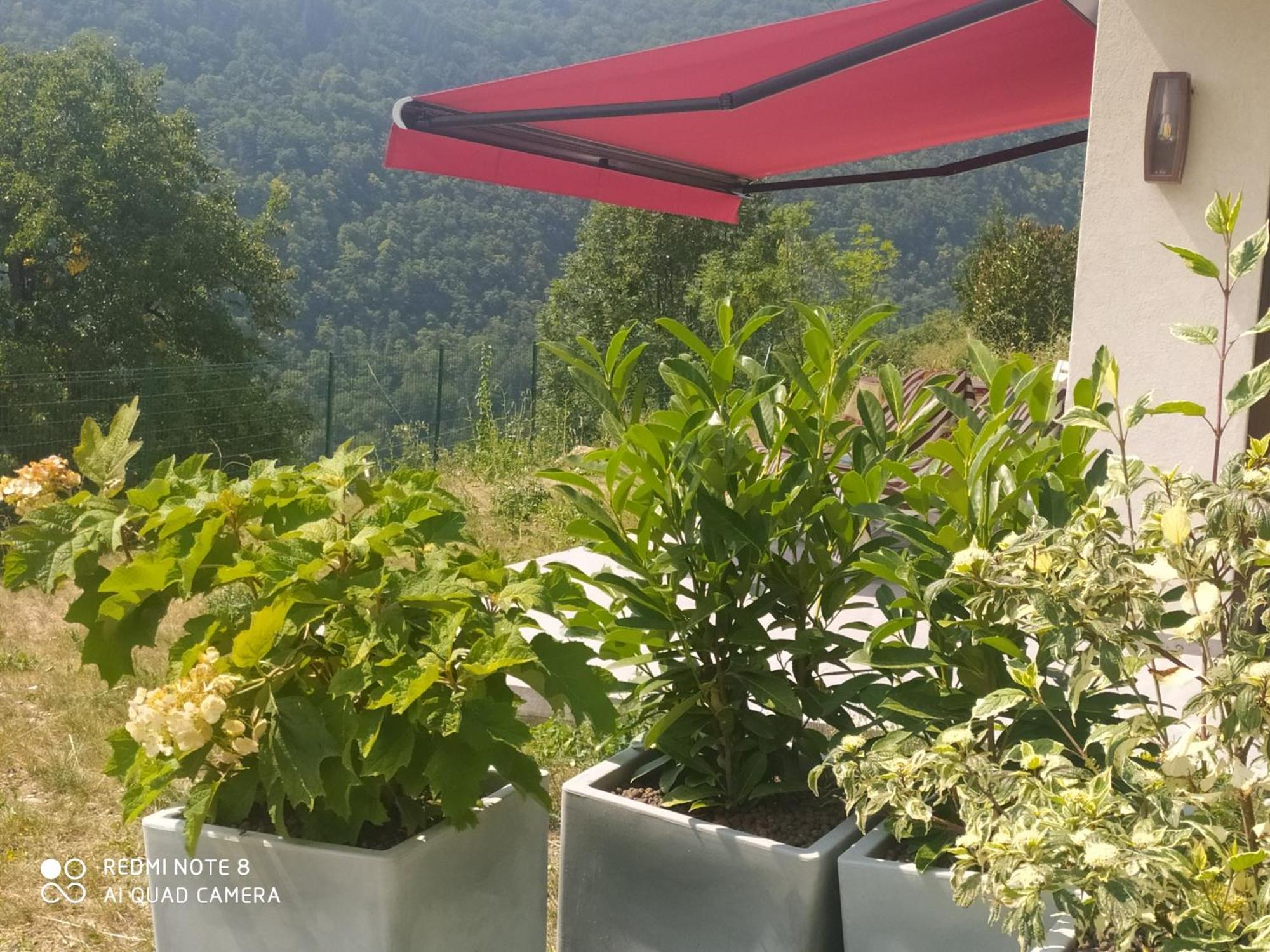 In The Heart Of Nature With An Unique View Plan Montmin Екстер'єр фото